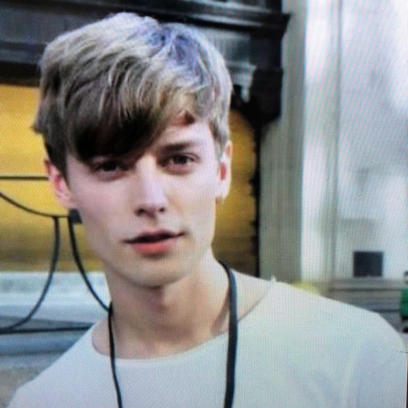 Meet your Posher, Darryl - Picture 1 of 1